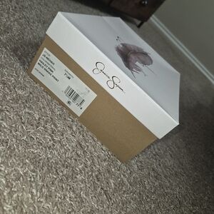 Jessica Simpson Shoe Box with Floral Lid - White & Brown